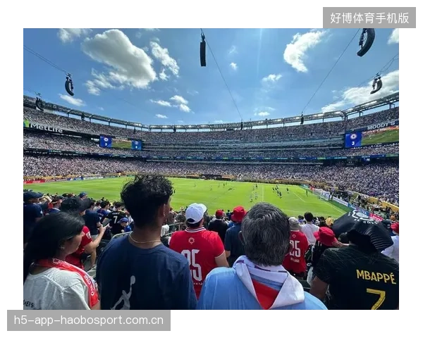 抽签仪式盛大揭幕多国球迷现场互动激燃开启世界杯新篇章